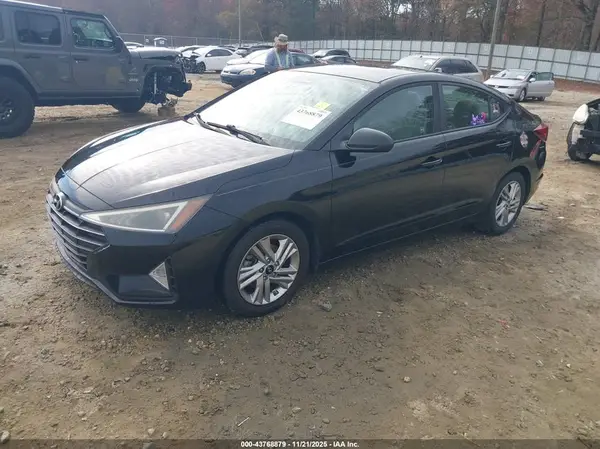 KMHD84LF0KU845584 2019 HYUNDAI ELANTRA - Image 2