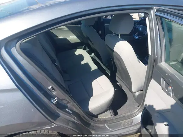 KMHD84LF0KU863714 2019 HYUNDAI ELANTRA - Image 8