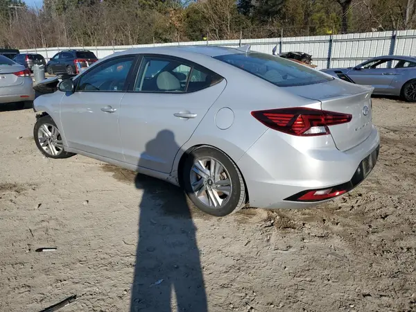 KMHD84LF0KU879928 2019 HYUNDAI ELANTRA - Image 2