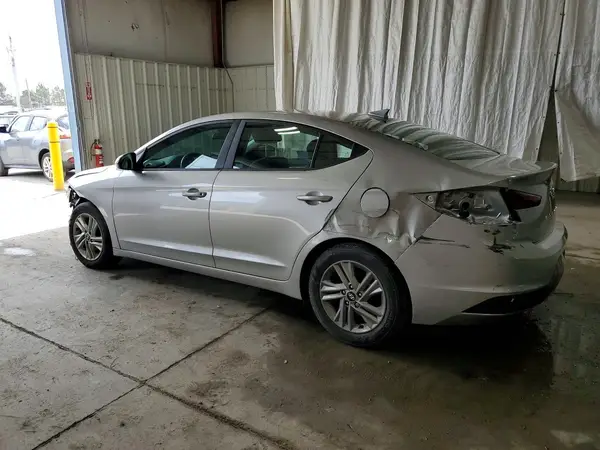 KMHD84LF0LU016239 2020 HYUNDAI ELANTRA - Image 2
