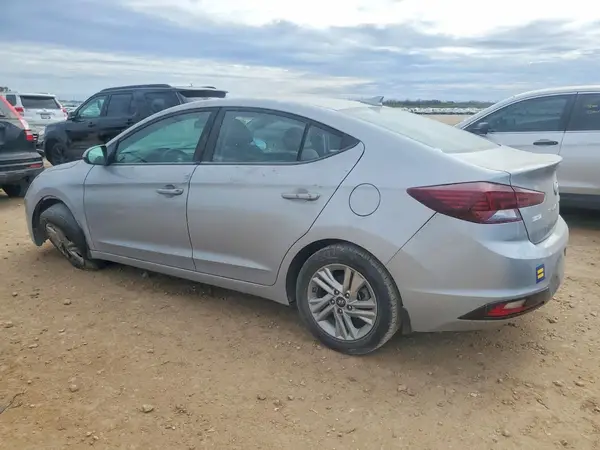 KMHD84LF0LU032375 2020 HYUNDAI ELANTRA - Image 2