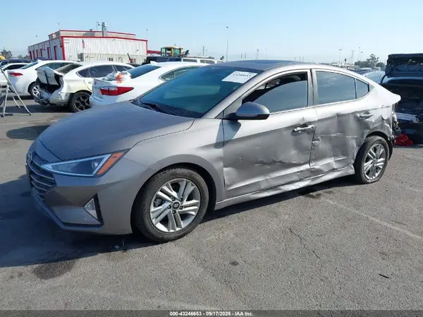 KMHD84LF0LU033848 2020 HYUNDAI ELANTRA - Image 2