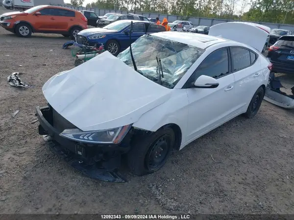 KMHD84LF0LU051136 2020 HYUNDAI ELANTRA - Image 2
