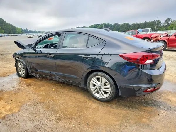 KMHD84LF0LU067823 2020 HYUNDAI ELANTRA - Image 2