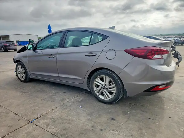 KMHD84LF0LU073704 2020 HYUNDAI ELANTRA - Image 2