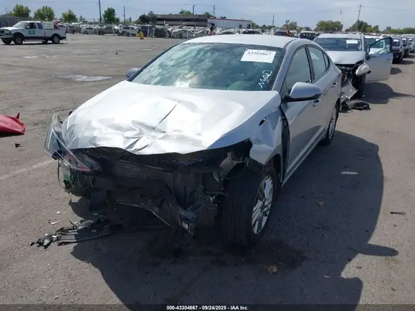 KMHD84LF0LU101825 2020 HYUNDAI ELANTRA - Image 2