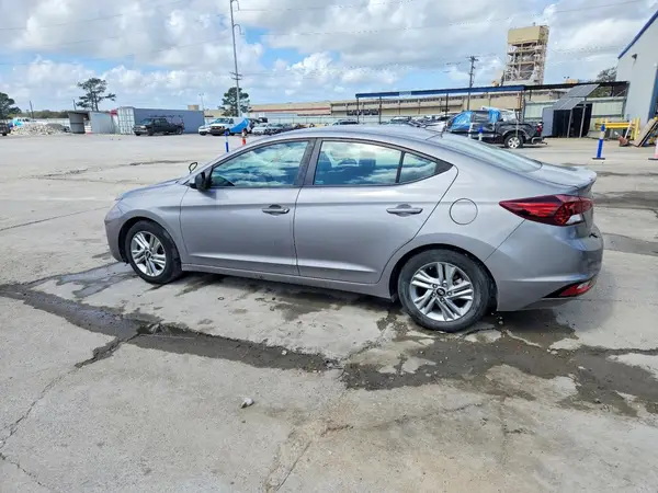 KMHD84LF0LU107253 2020 HYUNDAI ELANTRA - Image 2
