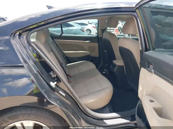 KMHD84LF0LU107785 2020 HYUNDAI ELANTRA - Image 8