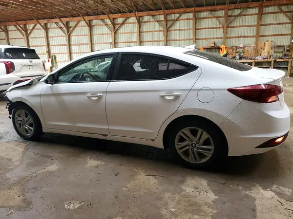 KMHD84LF0LU924447 2020 HYUNDAI ELANTRA - Image 2
