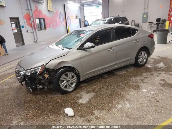KMHD84LF0LU929910 2020 HYUNDAI ELANTRA - Image 2