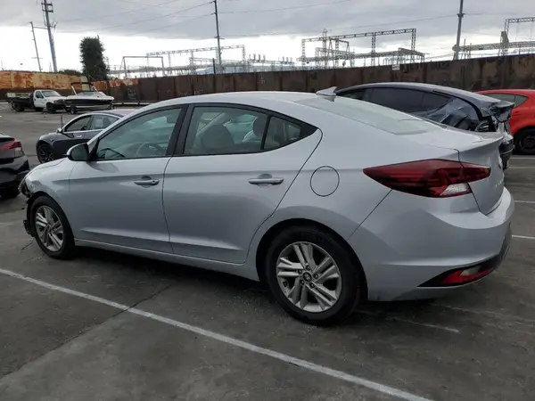 KMHD84LF0LU931818 2020 HYUNDAI ELANTRA - Image 2