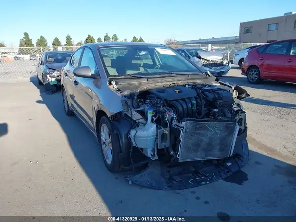 KMHD84LF0LU944987 2020 HYUNDAI ELANTRA - Image 1