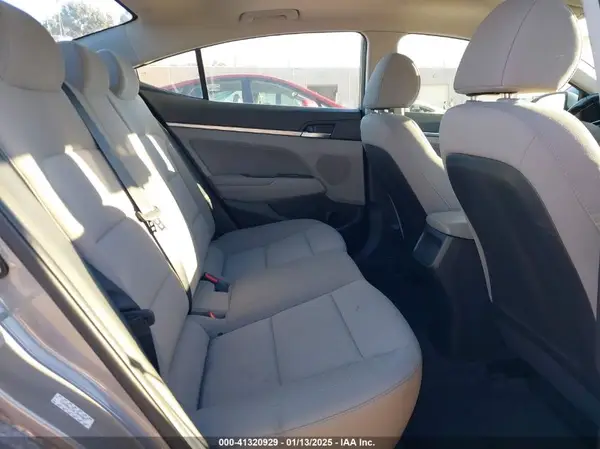 KMHD84LF0LU944987 2020 HYUNDAI ELANTRA - Image 8