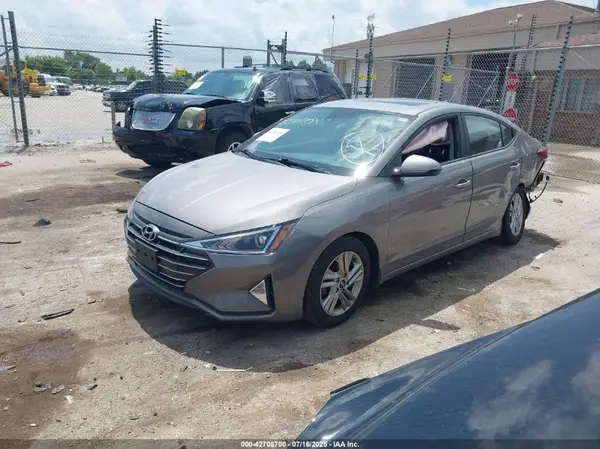 KMHD84LF0LU945086 2020 HYUNDAI ELANTRA - Image 2