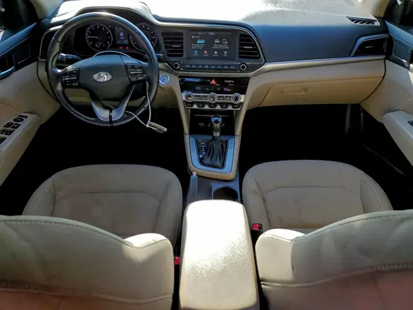 KMHD84LF0LU951812 2020 HYUNDAI ELANTRA - Image 8