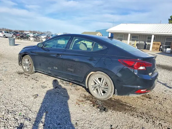 KMHD84LF0LU957173 2020 HYUNDAI ELANTRA - Image 2