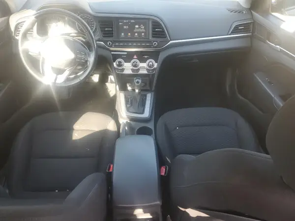 KMHD84LF0LU990769 2020 HYUNDAI ELANTRA - Image 8
