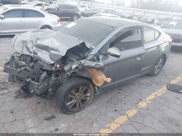 KMHD84LF1HU063304 2017 HYUNDAI ELANTRA - Image 2
