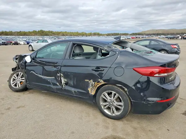KMHD84LF1HU076389 2017 HYUNDAI ELANTRA - Image 2