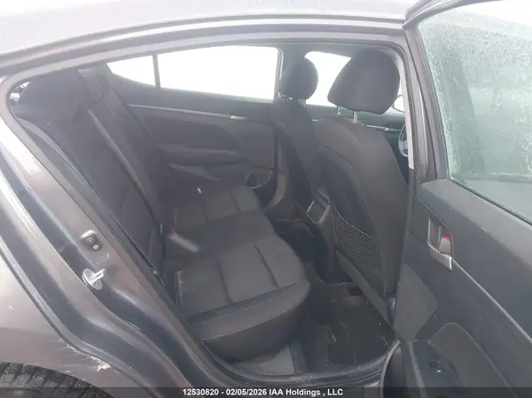 KMHD84LF1HU093662 2017 HYUNDAI ELANTRA - Image 8