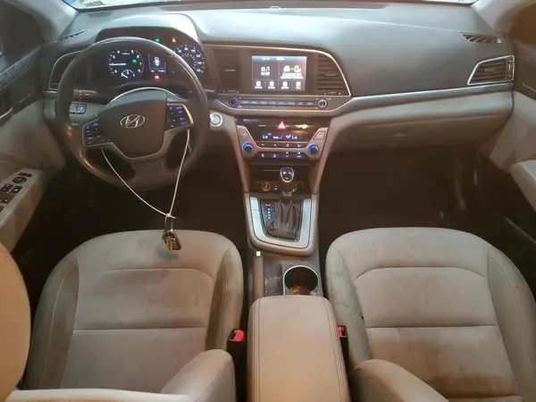 KMHD84LF1HU103218 2017 HYUNDAI ELANTRA - Image 8