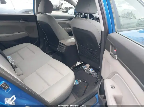 KMHD84LF1HU107236 2017 HYUNDAI ELANTRA - Image 8