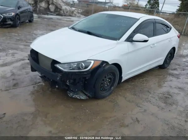 KMHD84LF1HU113716 2017 HYUNDAI ELANTRA - Image 2