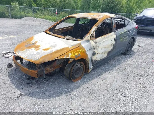 KMHD84LF1HU121718 2017 HYUNDAI ELANTRA - Image 2