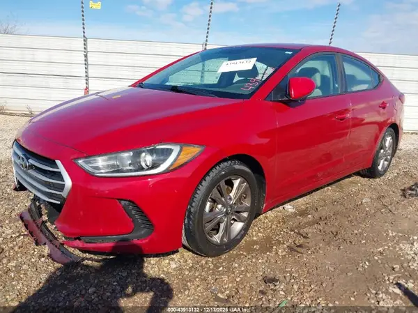 KMHD84LF1HU136963 2017 HYUNDAI ELANTRA - Image 2