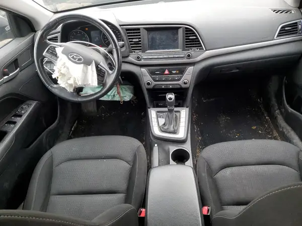KMHD84LF1HU137899 2017 HYUNDAI ELANTRA - Image 8