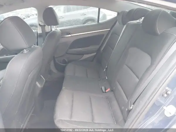 KMHD84LF1HU139071 2017 HYUNDAI ELANTRA - Image 8
