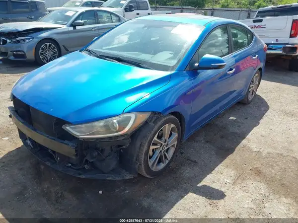 KMHD84LF1HU139295 2017 HYUNDAI ELANTRA - Image 2