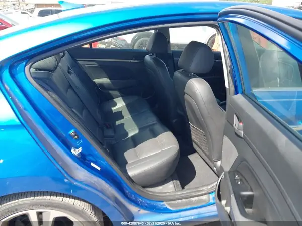 KMHD84LF1HU139295 2017 HYUNDAI ELANTRA - Image 8