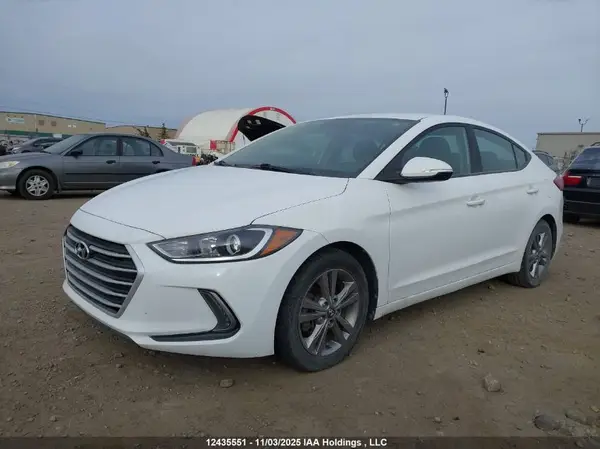 KMHD84LF1HU140141 2017 HYUNDAI ELANTRA - Image 2