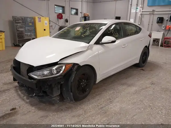 KMHD84LF1HU140706 2017 HYUNDAI ELANTRA - Image 2