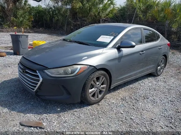 KMHD84LF1HU151446 2017 HYUNDAI ELANTRA - Image 2