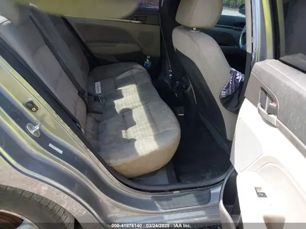 KMHD84LF1HU151446 2017 HYUNDAI ELANTRA - Image 8
