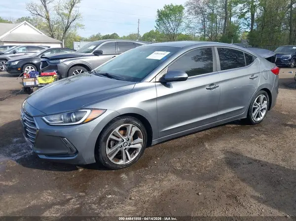KMHD84LF1HU152287 2017 HYUNDAI ELANTRA - Image 2
