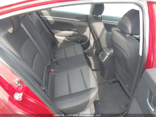 KMHD84LF1HU152371 2017 HYUNDAI ELANTRA - Image 8