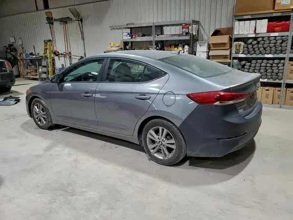 KMHD84LF1HU154198 2017 HYUNDAI ELANTRA - Image 2