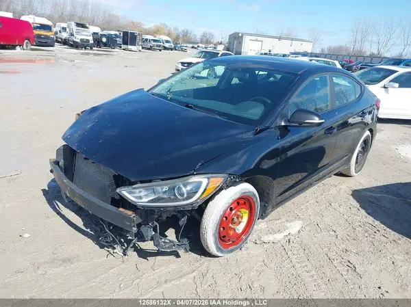 KMHD84LF1HU155657 2017 HYUNDAI ELANTRA - Image 2