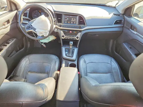 KMHD84LF1HU164228 2017 HYUNDAI ELANTRA - Image 8