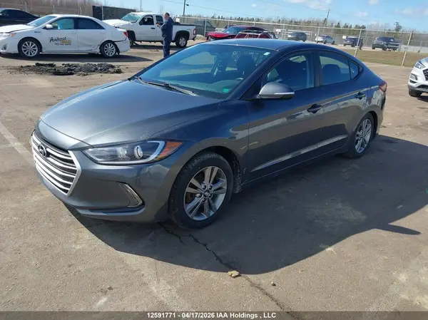 KMHD84LF1HU167100 2017 HYUNDAI ELANTRA - Image 2
