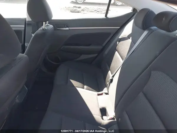 KMHD84LF1HU167100 2017 HYUNDAI ELANTRA - Image 8