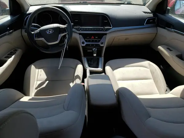 KMHD84LF1HU172460 2017 HYUNDAI ELANTRA - Image 8