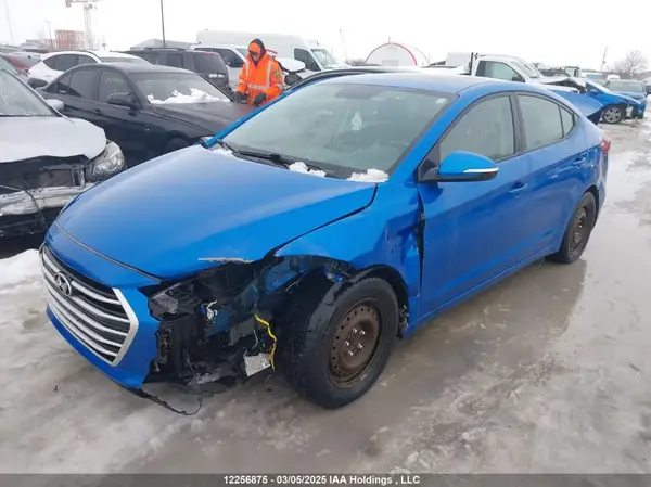 KMHD84LF1HU172829 2017 HYUNDAI ELANTRA - Image 2