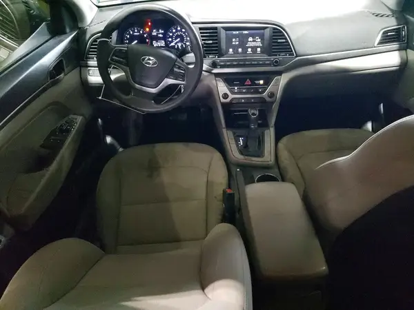 KMHD84LF1HU195169 2017 HYUNDAI ELANTRA - Image 8