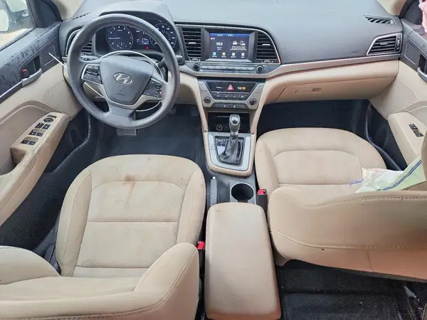KMHD84LF1HU224931 2017 HYUNDAI ELANTRA - Image 8
