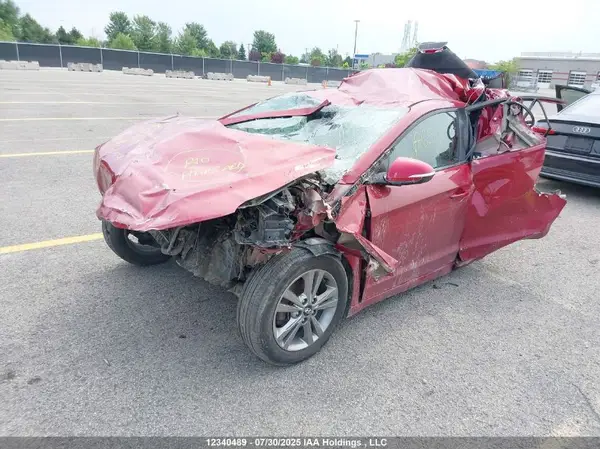 KMHD84LF1HU228705 2017 HYUNDAI ELANTRA - Image 2