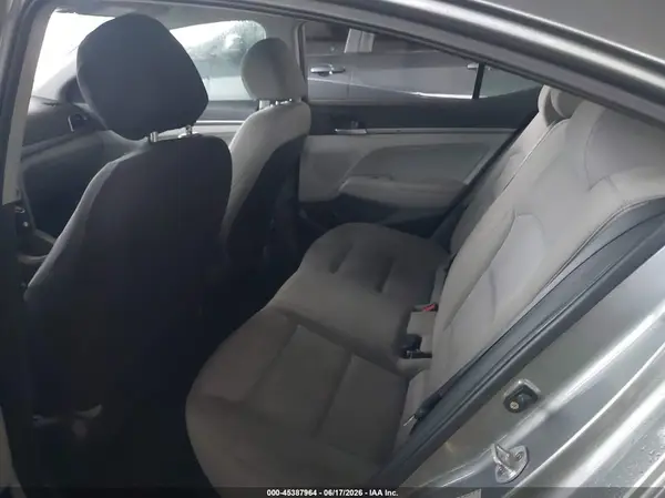 KMHD84LF1HU228848 2017 HYUNDAI ELANTRA - Image 8